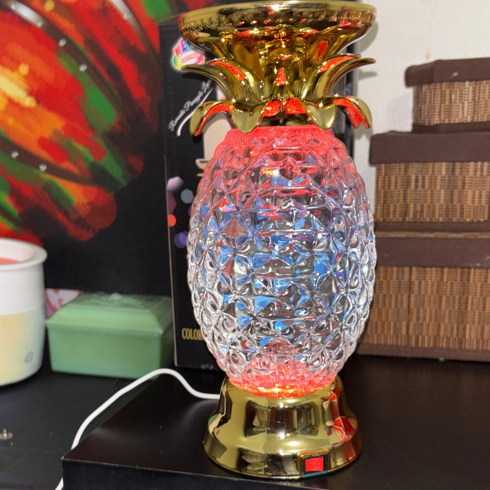 Pineapple Glass Table Lamp with Gold Accents and candle holder